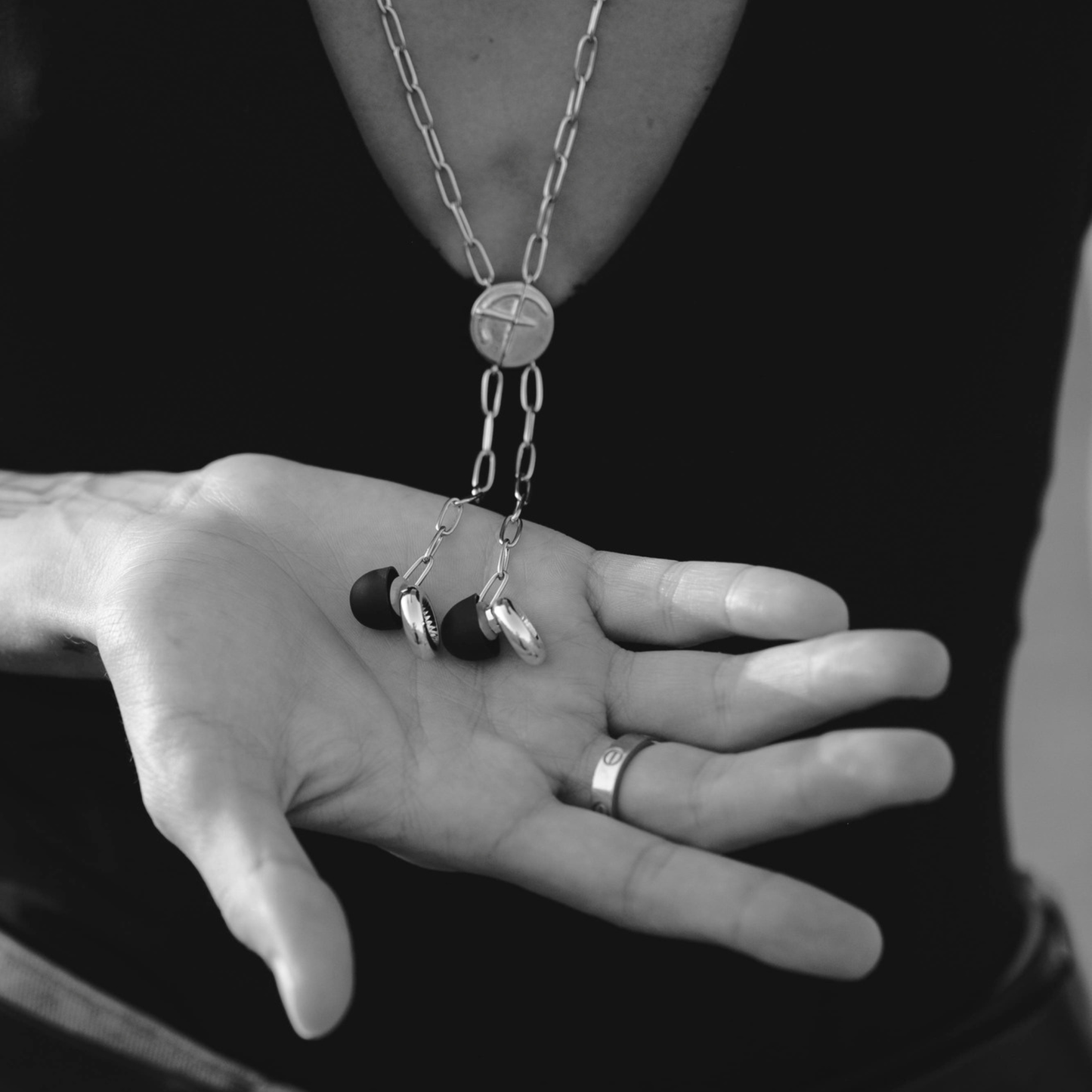 AudioFeel Chain - שרשרת ממותגת למסנני סאונד אודיופיל